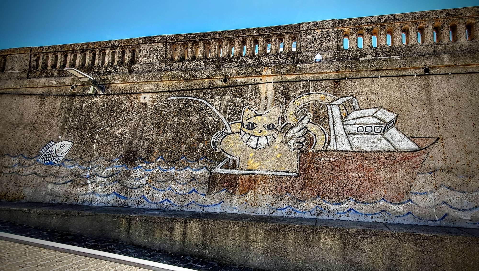 
								Street-art graffiti fresque 
								Mr CHAT 
									32 Quai de la Consigne
									34200
									S&egrave;te
									France 
									AnunaQi
								Street-Art-Safari.com
								