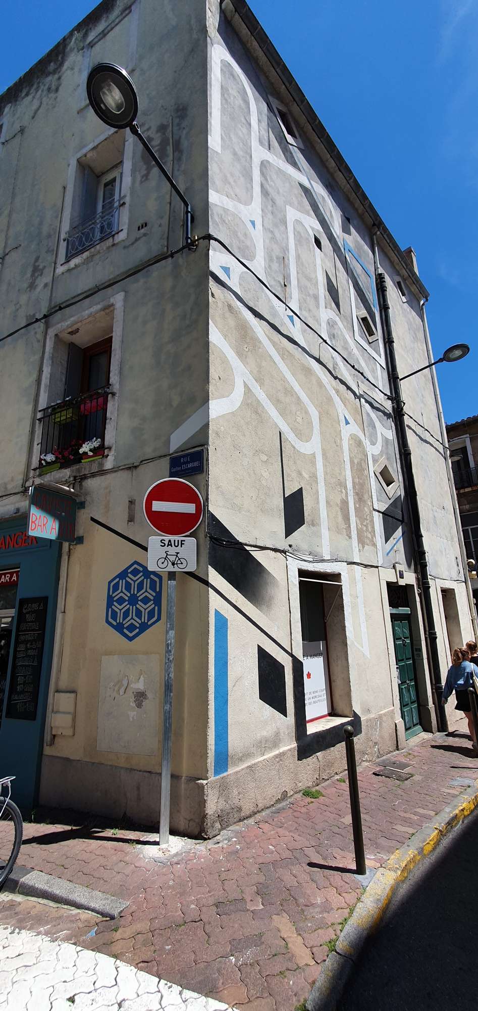 
								Street-art graffiti fresque 
								Erell 
									1 Rue Gaston Escarguel
									34200
									S&egrave;te
									France 
									AnunaQi
								Street-Art-Safari.com
								