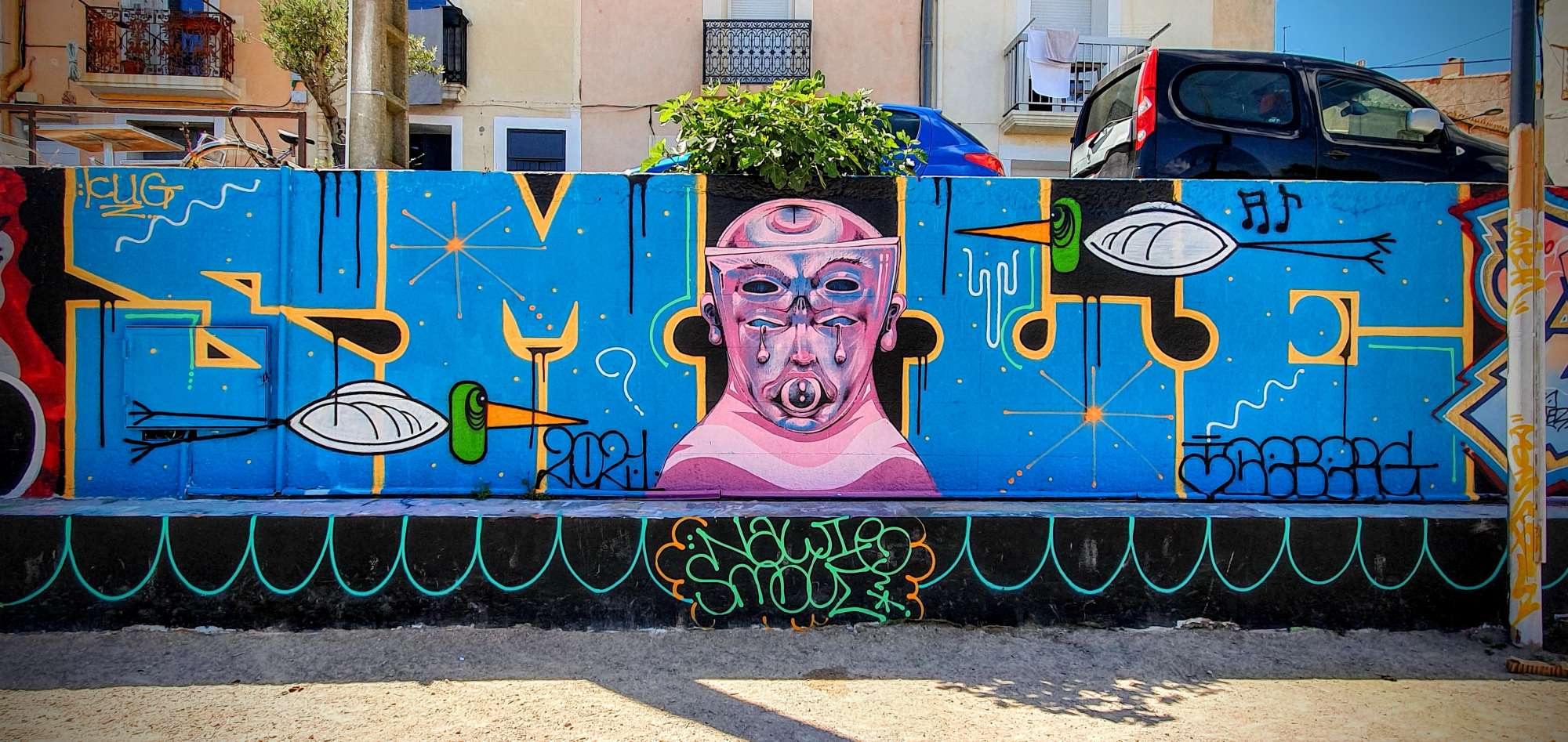 
								Street-art graffiti fresque 
								 
									33 Rue Villaret Joyeuse
									34200
									S&egrave;te
									France 
									AnunaQi
								Street-Art-Safari.com
								