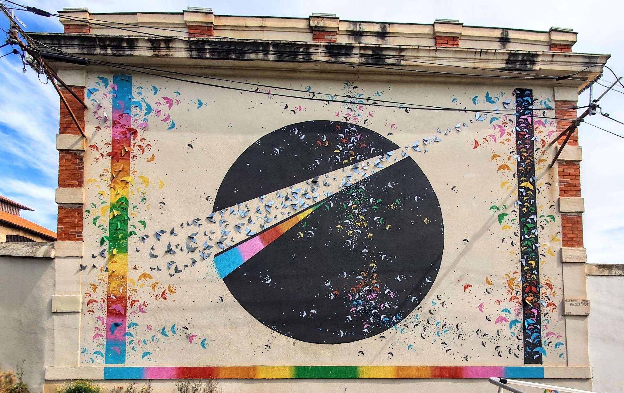 
								Street-art graffiti fresque 
								Mademoiselle Maurice 
									53 Rue Paul Val&eacute;ry
									34200
									S&egrave;te
									France 
									AnunaQi
								Street-Art-Safari.com
								