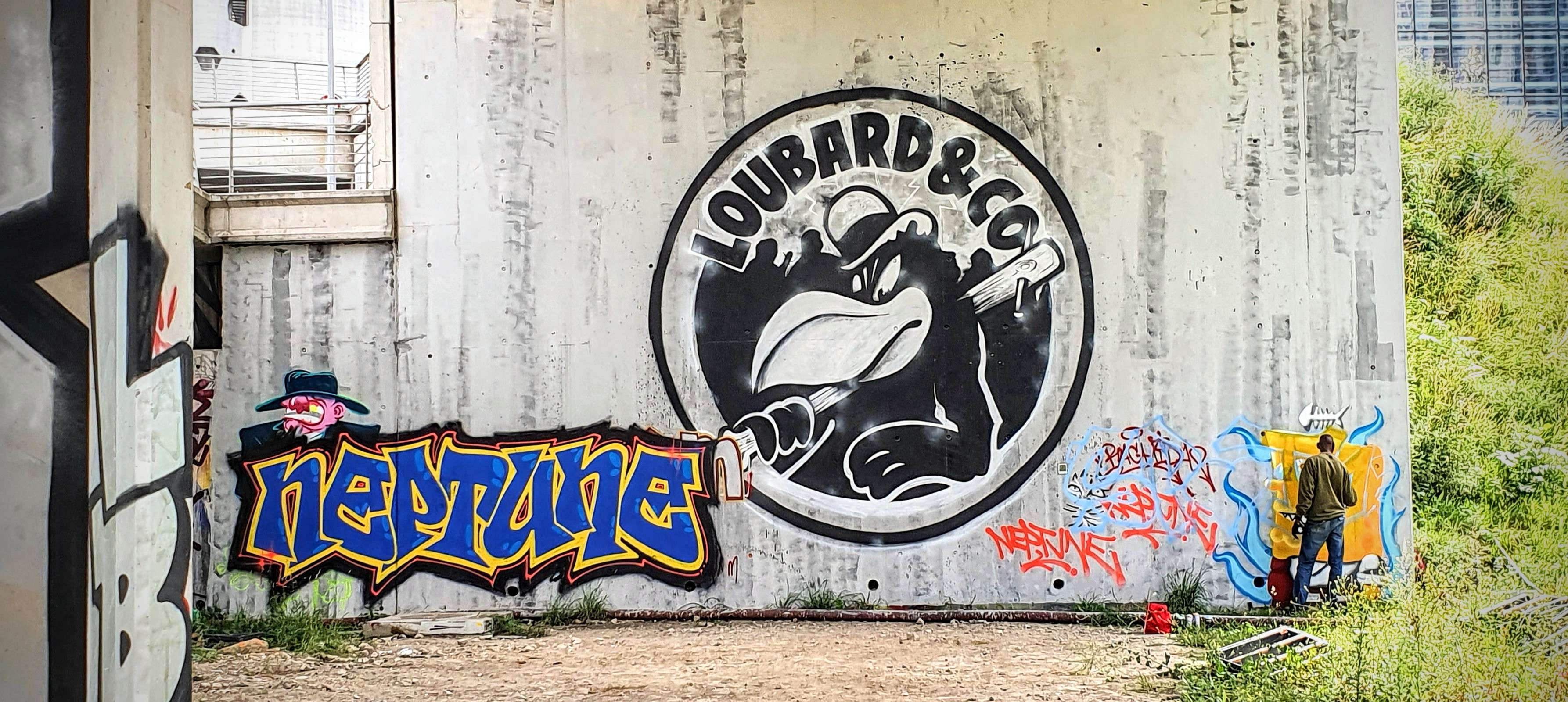 
								Street-art graffiti fresque 
								Neptune 
									2 Rue Jean-Baptiste Berlier
									75013
									Paris
									France 
									AnunaQi
								Street-Art-Safari.com
								