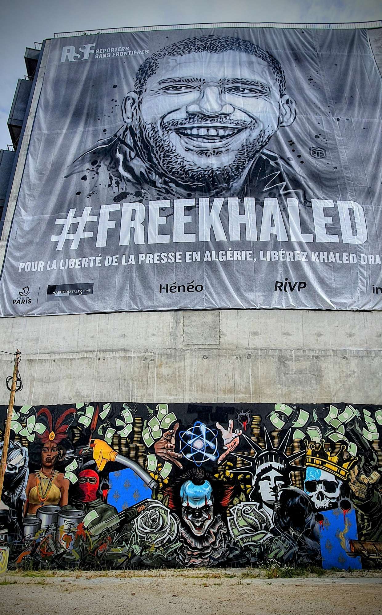 
								Street-art graffiti fresque 
								Andrew Wallas, C215 
									27 Quai d'Ivry
									75013
									Paris
									France 
									AnunaQi
								Street-Art-Safari.com
								