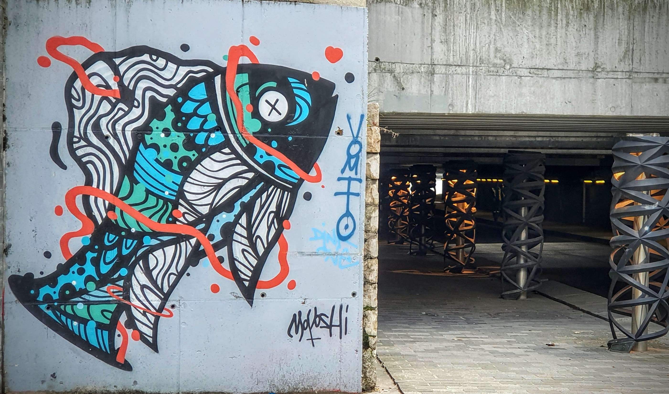 
								Street-art graffiti fresque 
								Moyoshi 
									23 Rue Watt
									75013
									Paris
									France 
									AnunaQi
								Street-Art-Safari.com
								