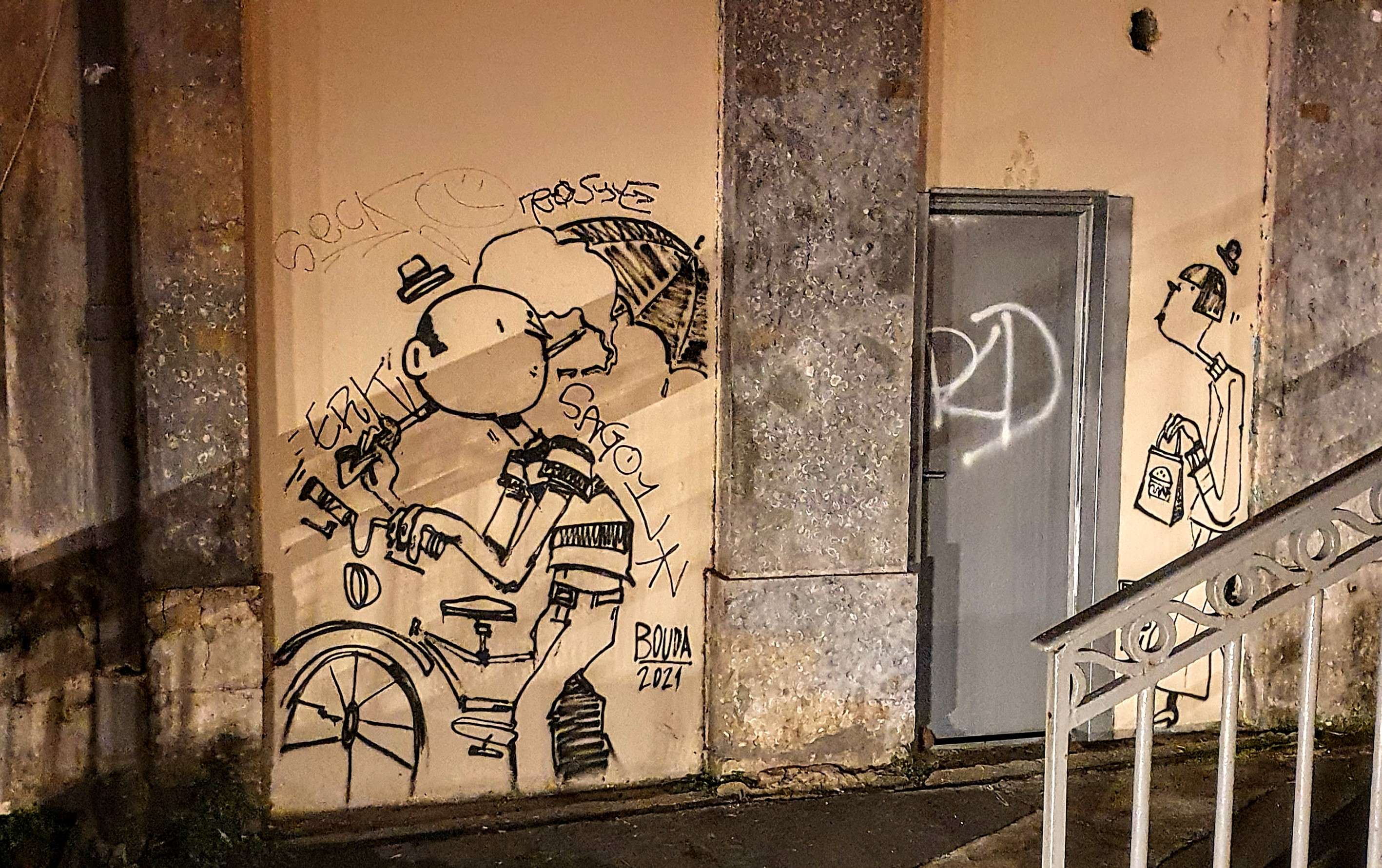 
								Street-art graffiti fresque 
								Bouda 
									14 Rue Imbert-Colom&egrave;s
									69001
									Lyon
									France 
									AnunaQi
								Street-Art-Safari.com
								