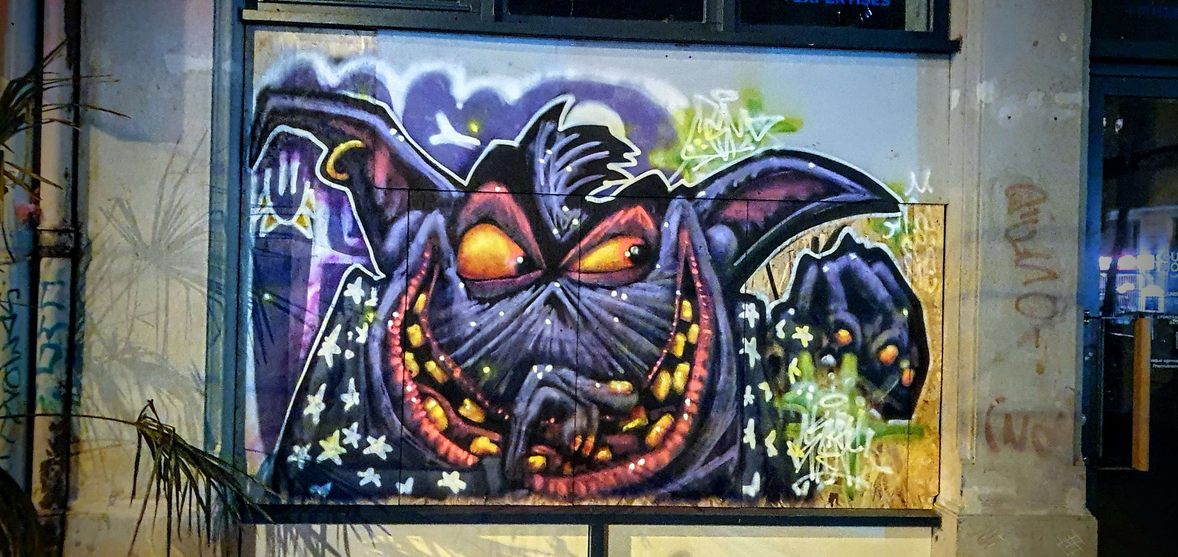 
								Street-art graffiti fresque 
								Skema 
									22 Avenue Jean Jaur&egrave;s
									69007
									Lyon
									France 
									AnunaQi
								Street-Art-Safari.com
								