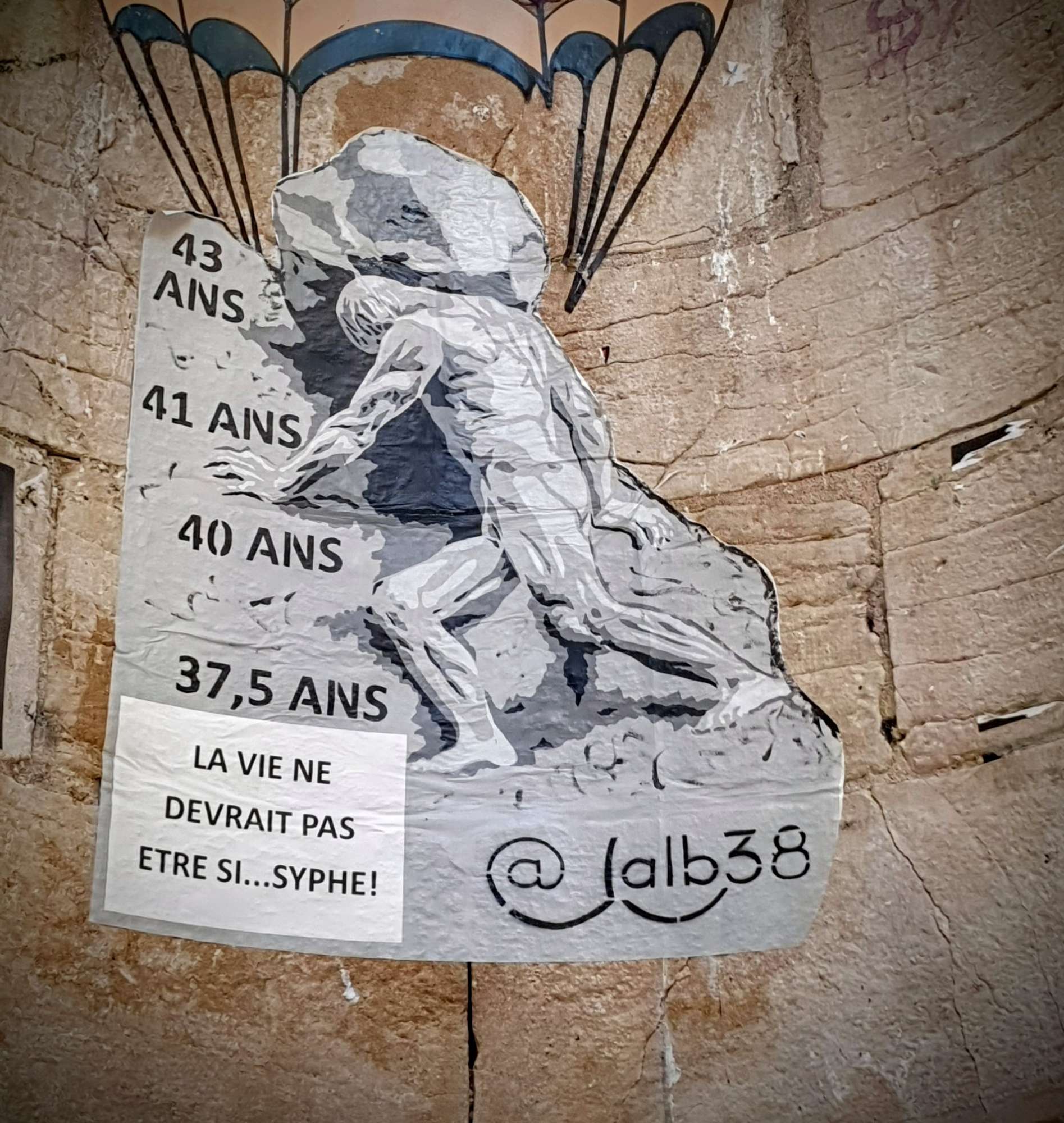 
								Street-art graffiti fresque 
								jalb38 
									Passage Thiaffait
									69001
									Lyon
									France 
									AnunaQi
								Street-Art-Safari.com
								