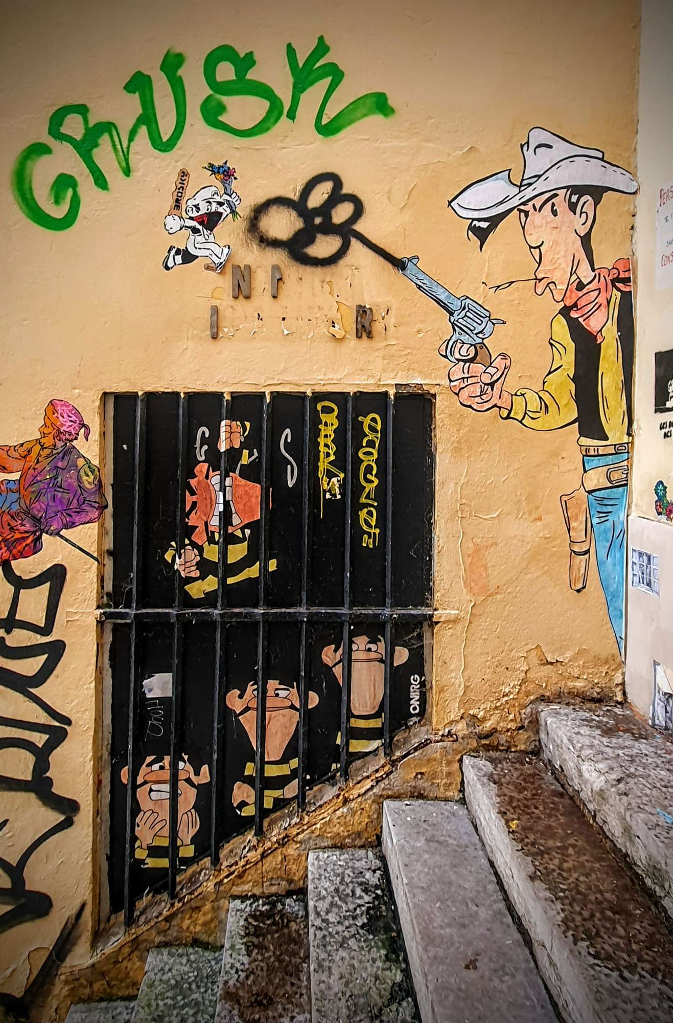 
								Street-art graffiti fresque 
								Onirg 
									5 Passage Thiaffait
									69001
									Lyon
									France 
									AnunaQi
								Street-Art-Safari.com
								