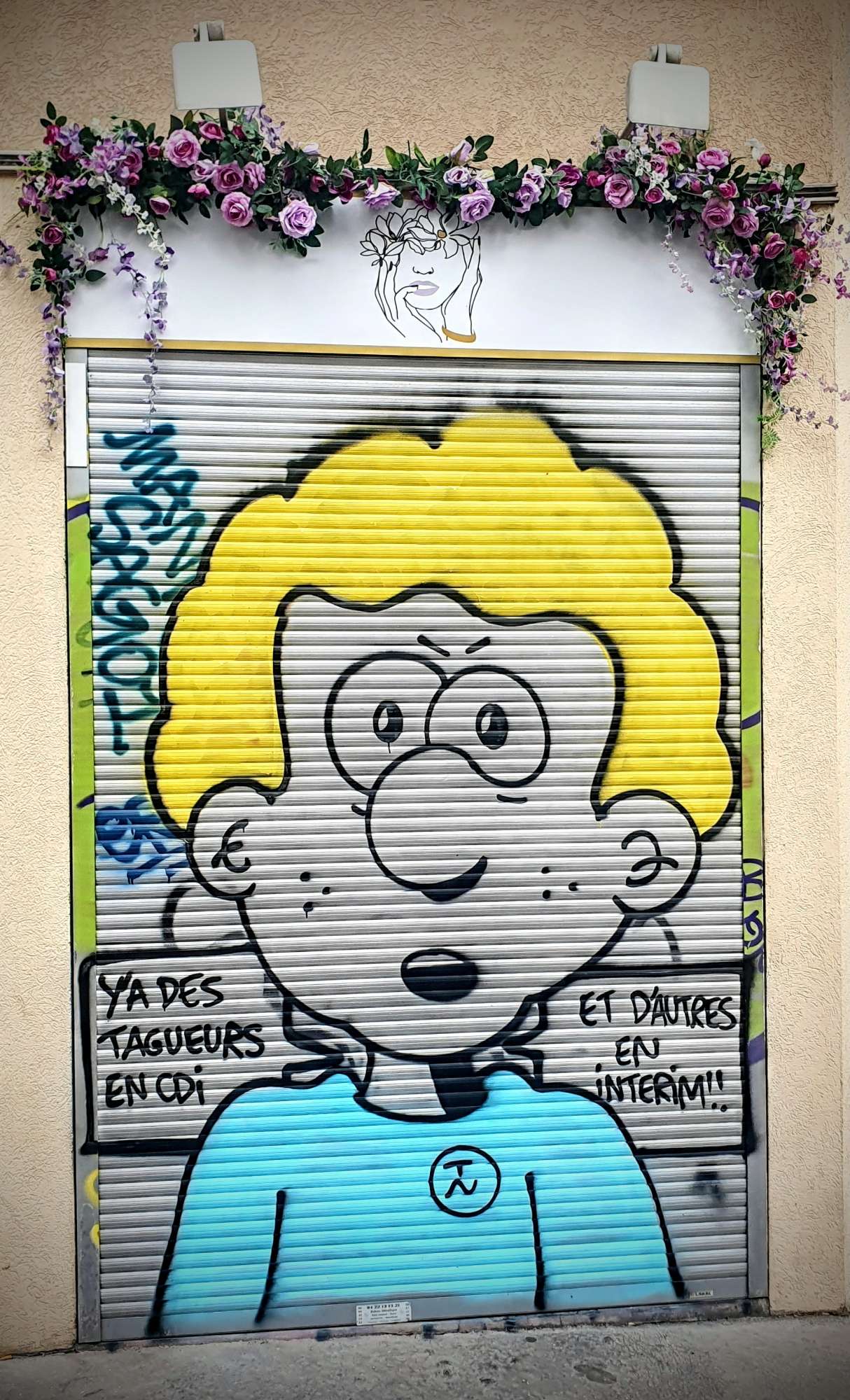 
								Street-art graffiti fresque 
								Tapas 
									29 Rue de la Madeleine
									69007
									Lyon
									France 
									AnunaQi
								Street-Art-Safari.com
								