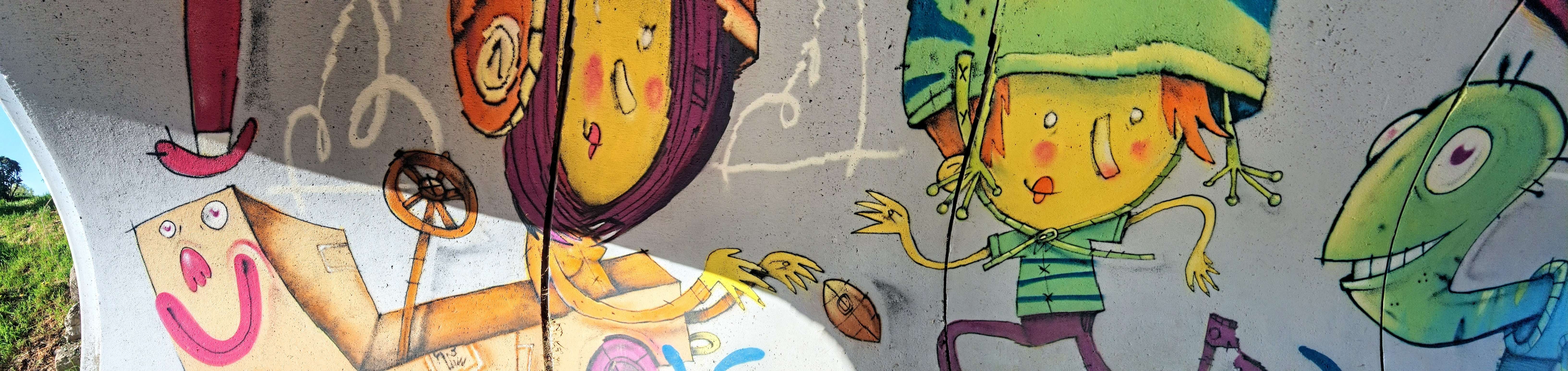 
								Street-art graffiti fresque 
								R&eacute;mi CIERCO 
									22 Avenue du Bourg
									38080
									L'Isle-d'Abeau
									France 
									AnunaQi
								Street-Art-Safari.com
								