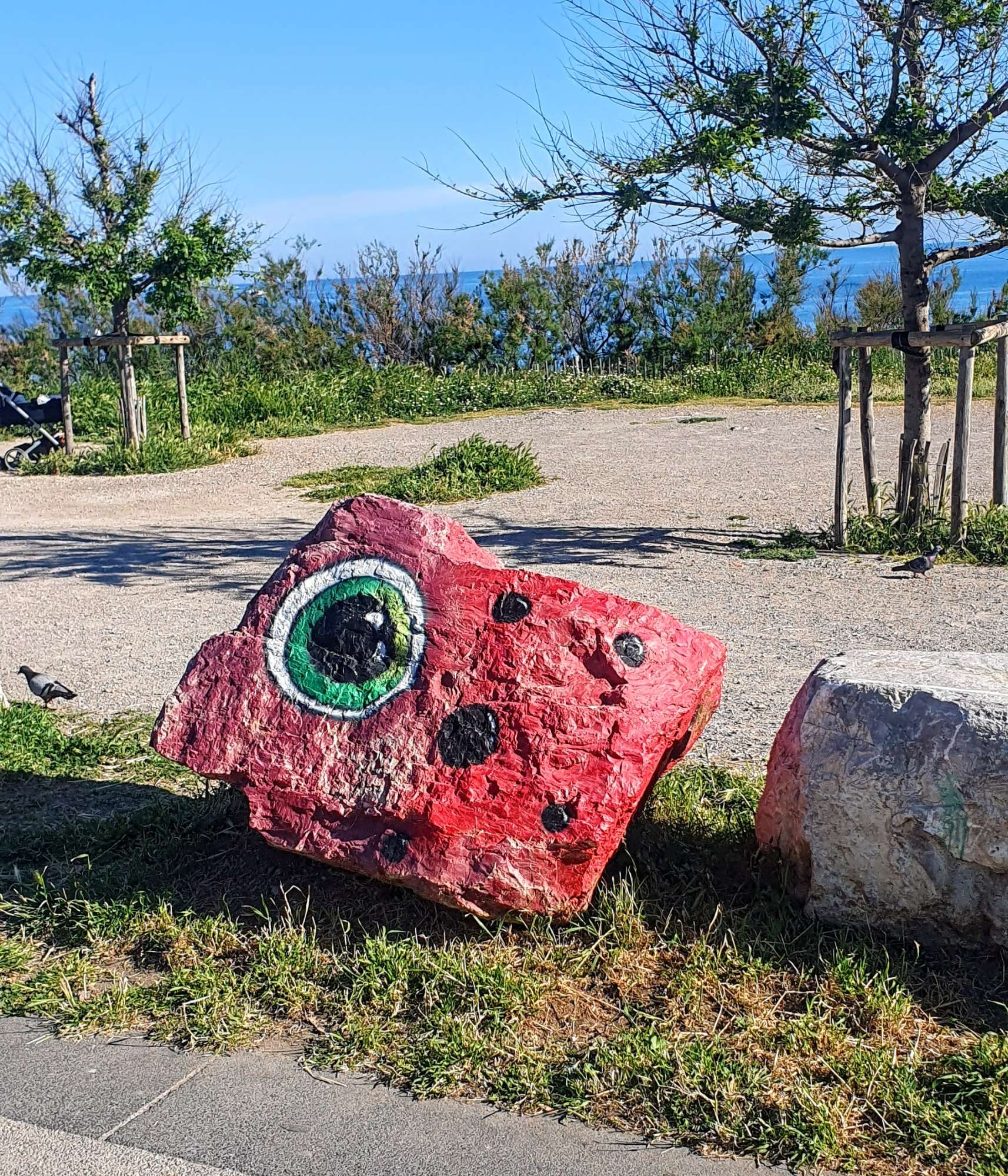 
								Street-art graffiti fresque 
								 
									9139F Corniche de Neuburg
									34200
									S&egrave;te
									France 
									AnunaQi
								Street-Art-Safari.com
								