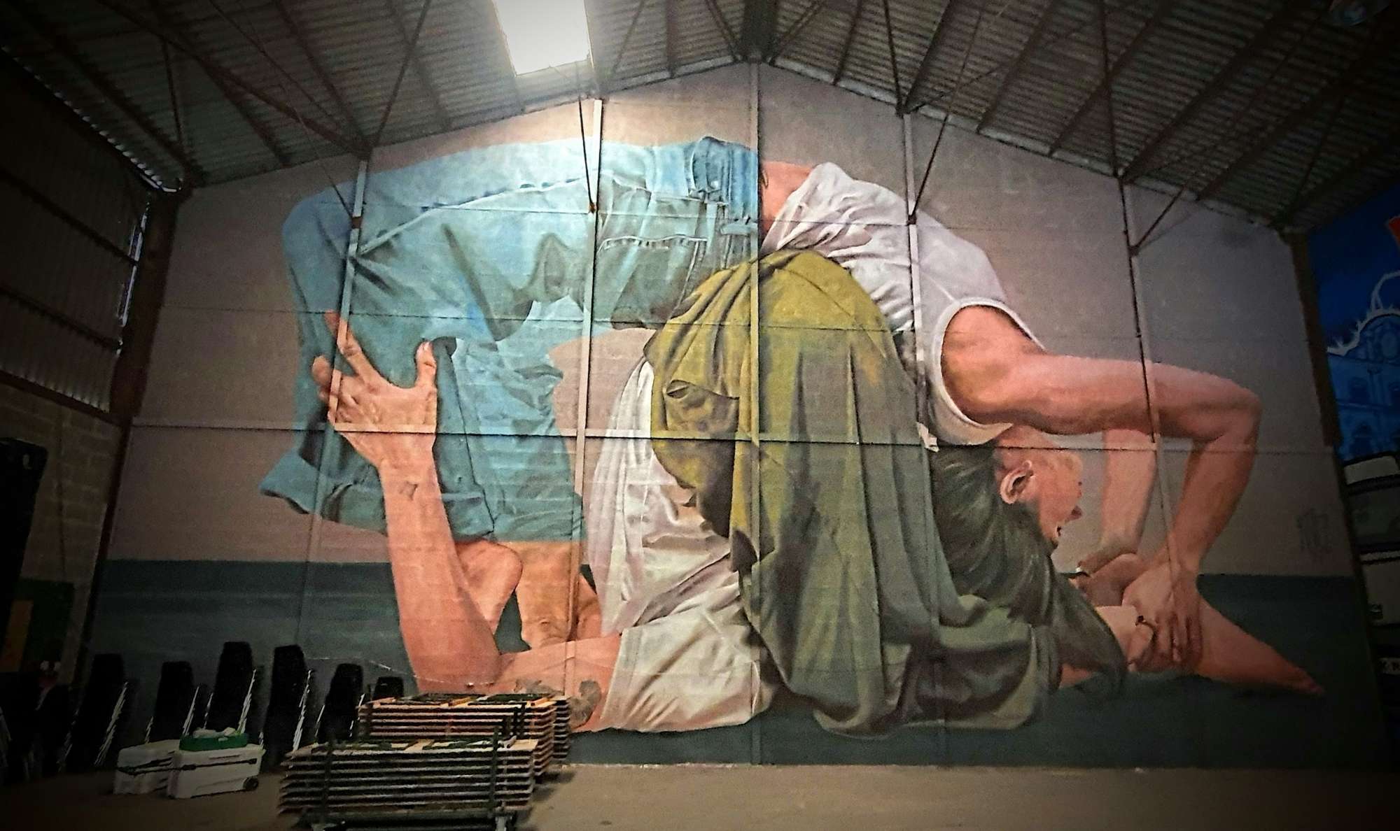 
								Street-art graffiti fresque 
								Artez 
									13 Rue du Petit Bion
									38300
									Bourgoin-Jallieu
									France 
									AnunaQi
								Street-Art-Safari.com
								