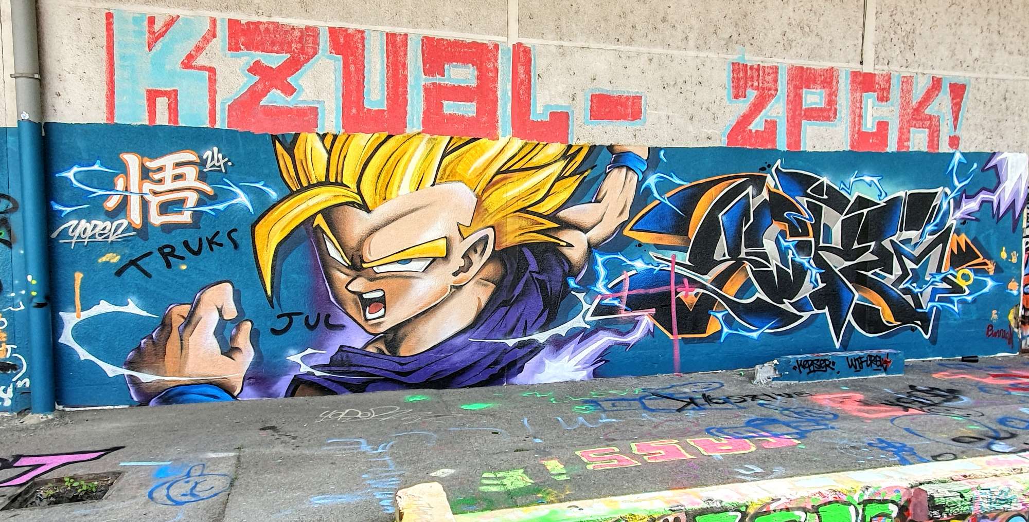 
								Street-art graffiti fresque 
								Yoper Yope 
									370 Rue Joseph Bedor
									38300
									Maubec
									France 
									AnunaQi
								Street-Art-Safari.com
								