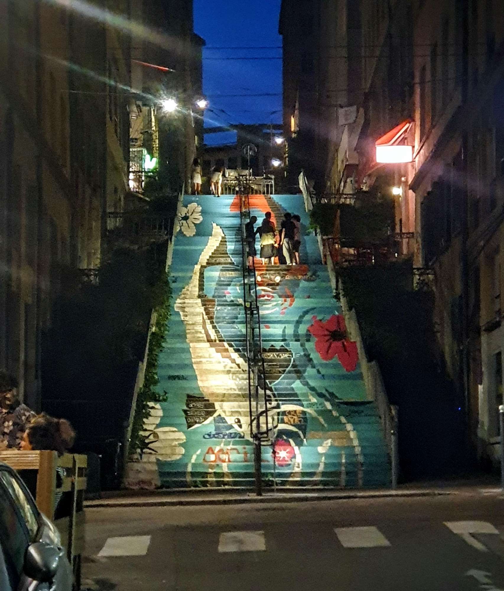 
								Street-art graffiti fresque 
								Abys2Fly 
									24 Rue Pouteau
									69001
									Lyon
									France 
									AnunaQi
								Street-Art-Safari.com
								