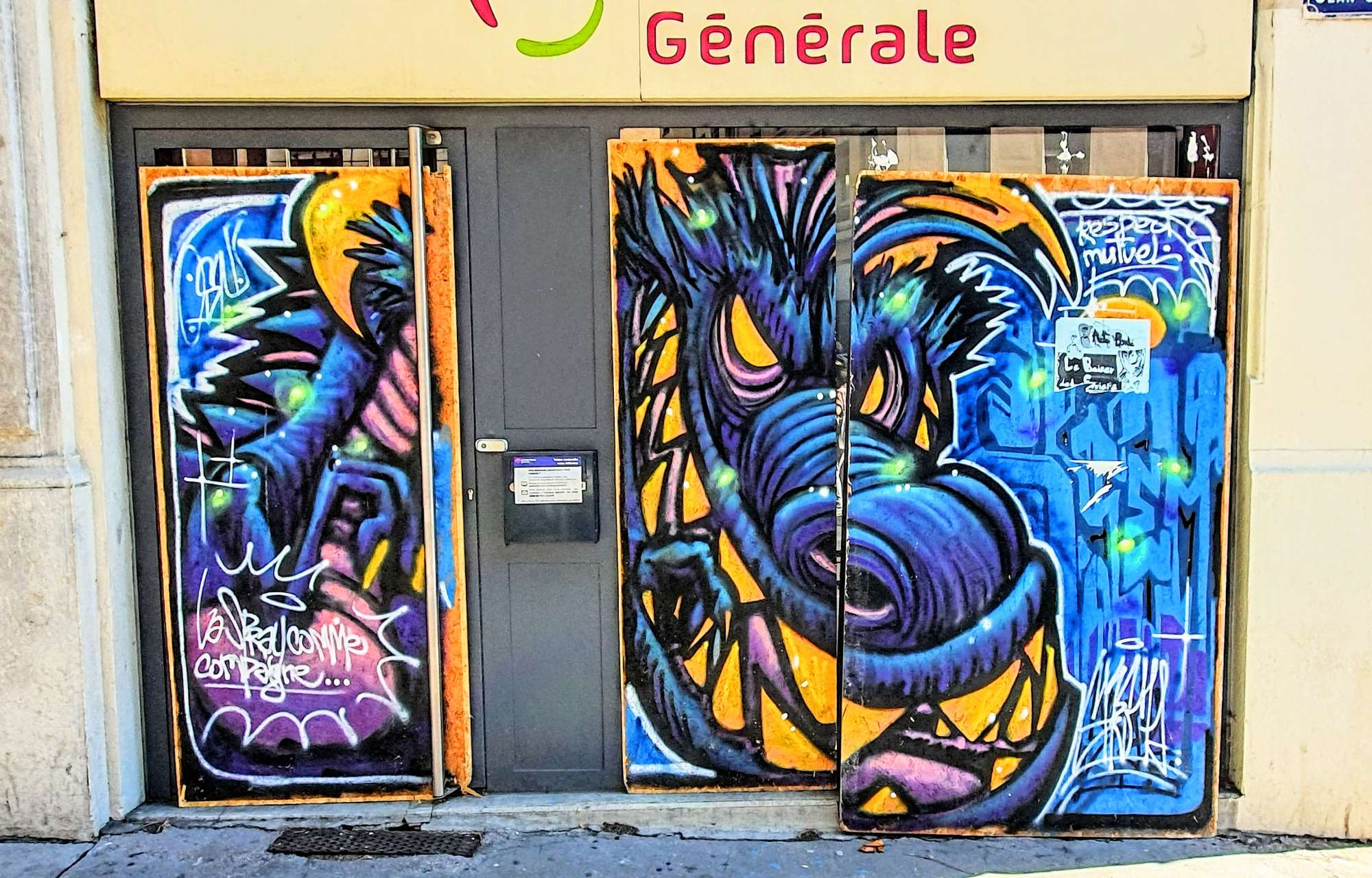 
								Street-art graffiti fresque 
								Skema 
									23 Avenue Jean Jaur&egrave;s
									69007
									Lyon
									France 
									AnunaQi
								Street-Art-Safari.com
								