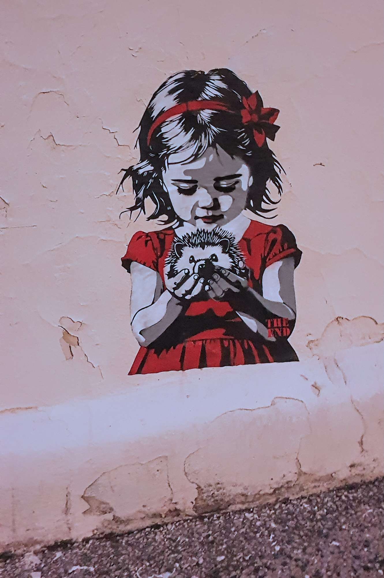 
								Street-art graffiti fresque 
								The End Of  Animals 
									
									69001
									Lyon
									France 
									AnunaQi
								Street-Art-Safari.com
								