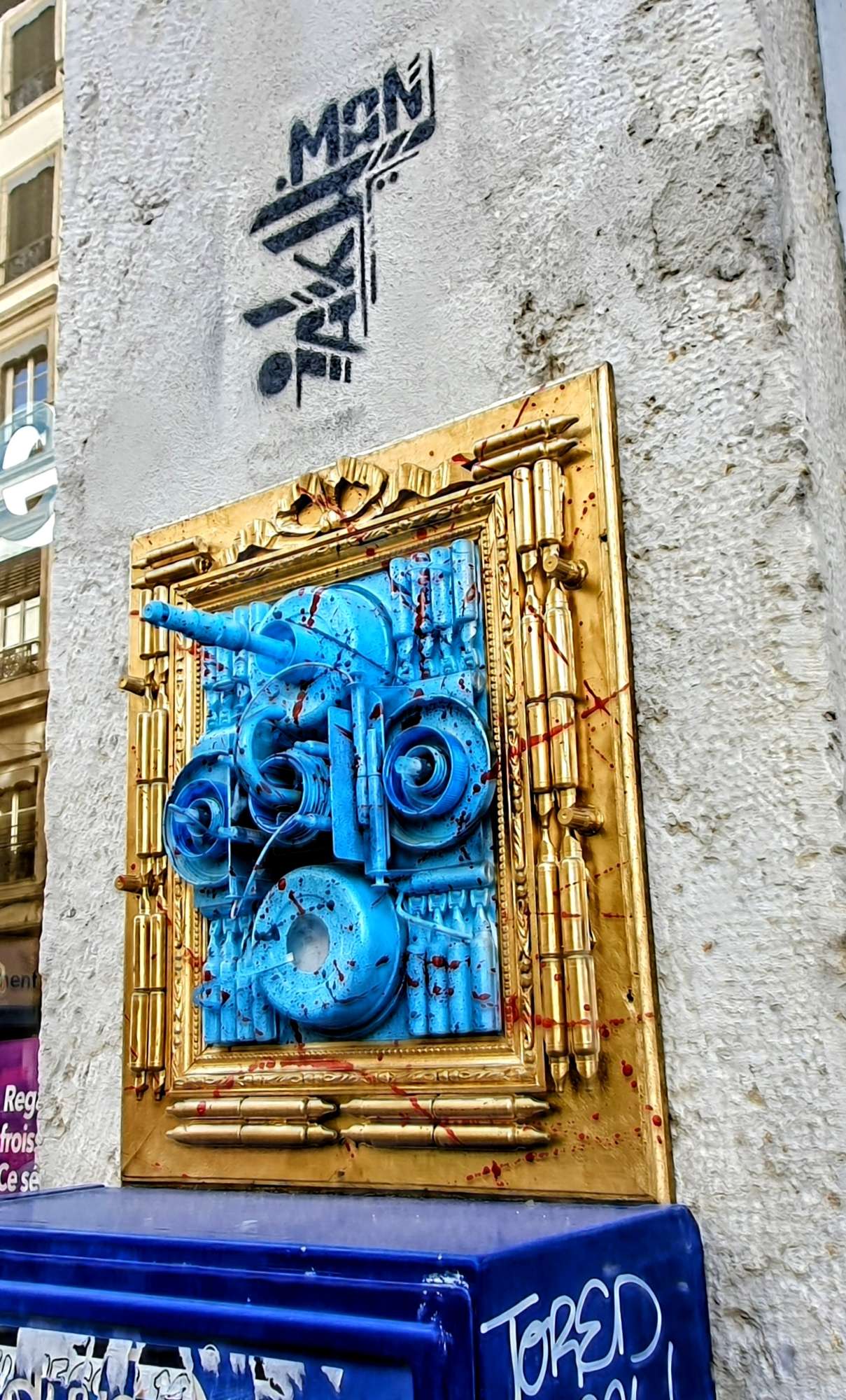 
								Street-art graffiti fresque 
								IakhMan 
									12 Cours Lafayette
									69003
									Lyon
									France 
									AnunaQi
								Street-Art-Safari.com
								