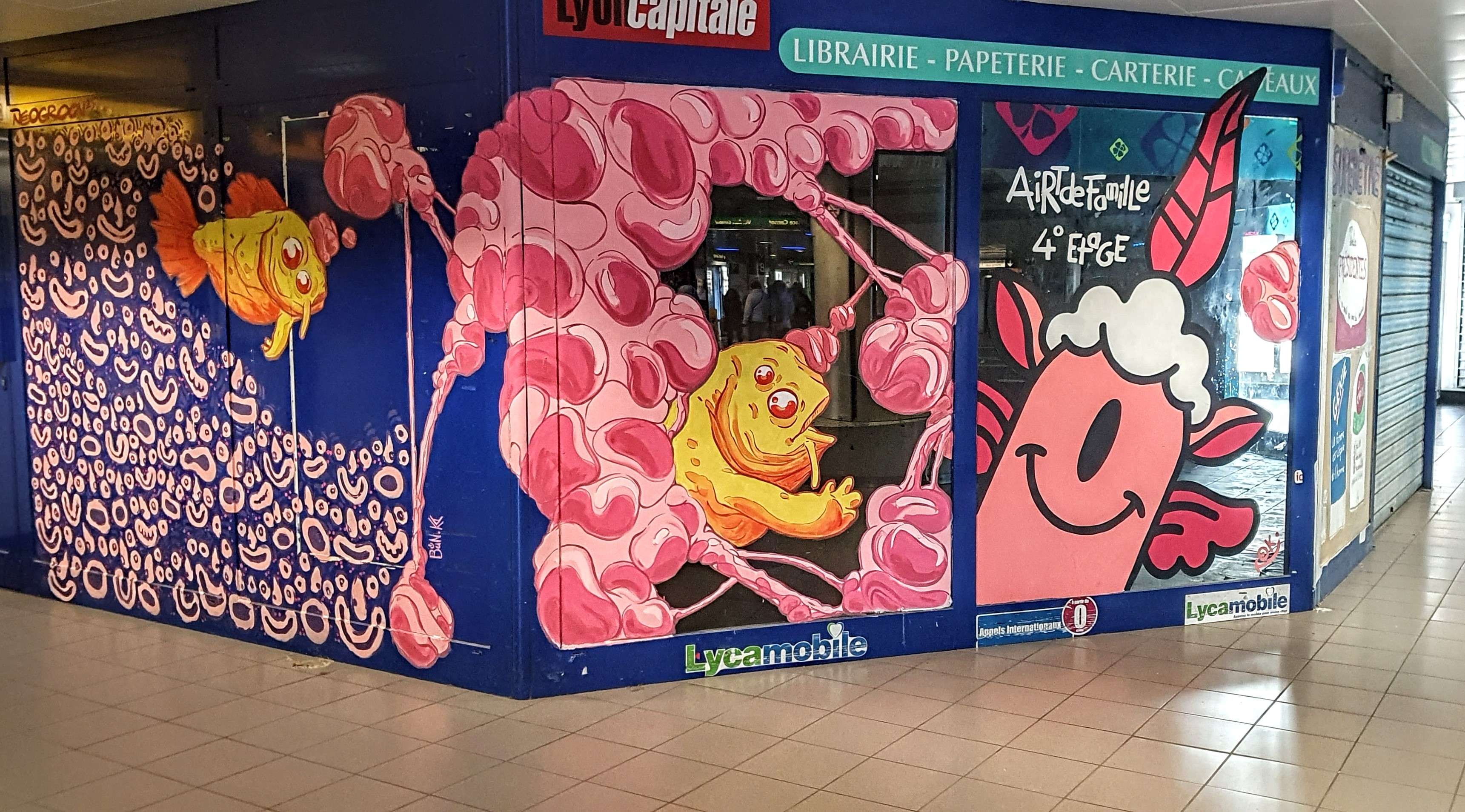 
								Street-art graffiti fresque 
								 
									3 Rue du B&eacute;lier
									69002
									Lyon
									France 
									AnunaQi
								Street-Art-Safari.com
								