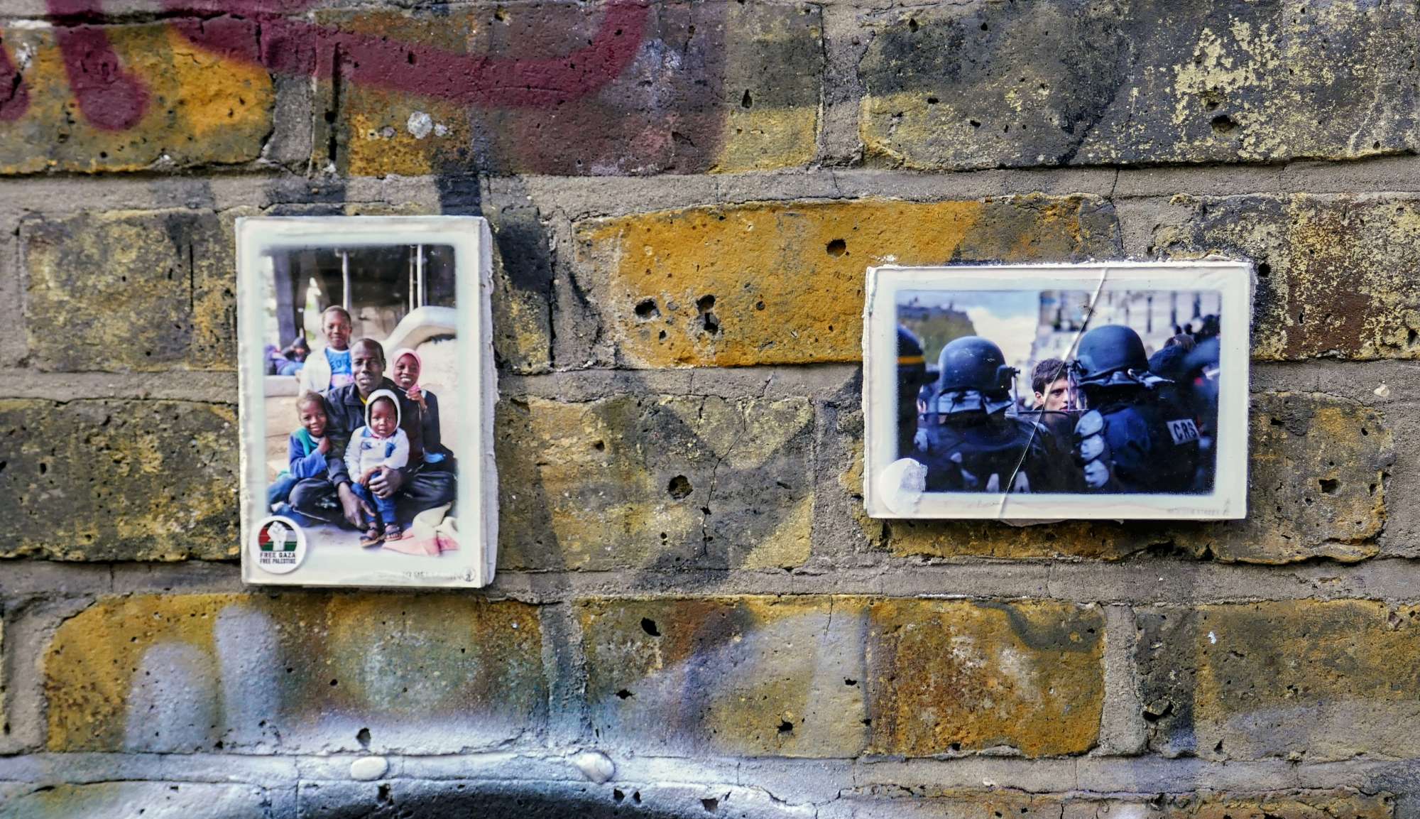 
								Street-art graffiti fresque 
								BackToTheStreet 
									6-8 Hanbury Street
									E1 6QR
									London
									United Kingdom 
									AnunaQi
								Street-Art-Safari.com
								