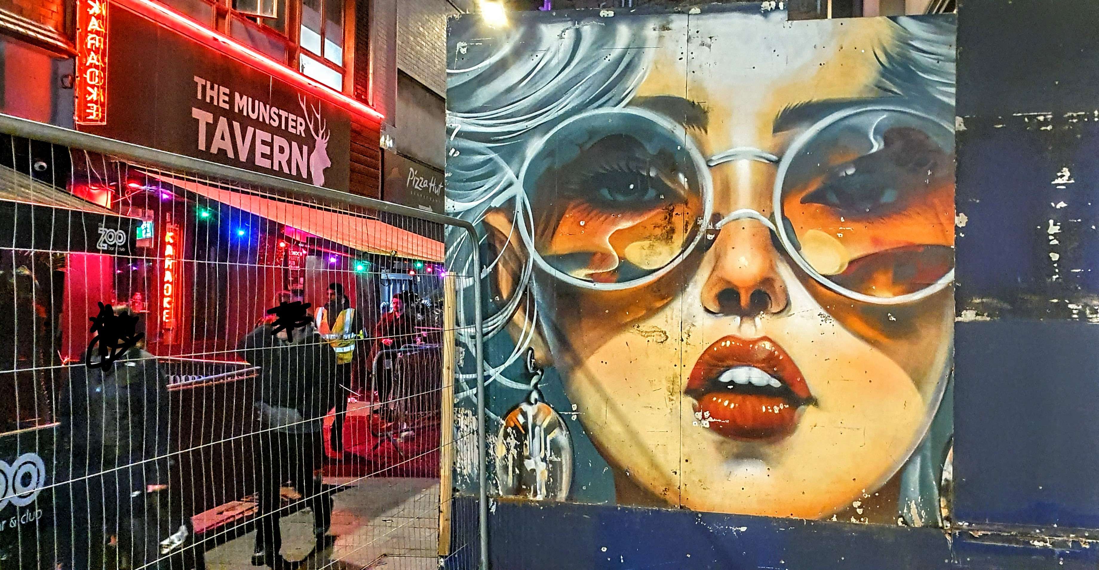 
								Street-art graffiti fresque 
								 
									4 Bear Street
									WC2H 7AR
									London
									United Kingdom 
									AnunaQi
								Street-Art-Safari.com
								