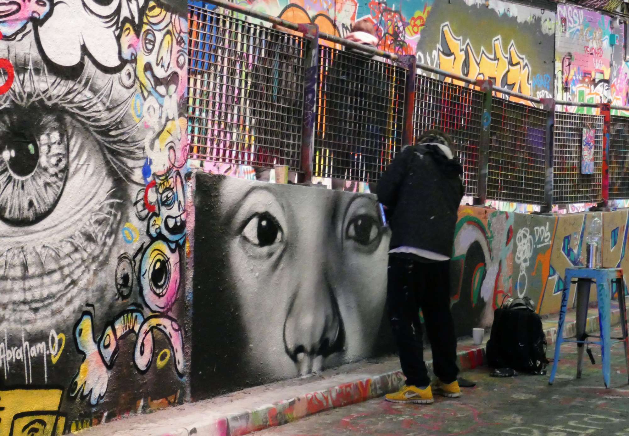 
								Street-art graffiti fresque 
								 
									16 Leake Street
									SE1 7NN
									London
									United Kingdom 
									AnunaQi
								Street-Art-Safari.com
								