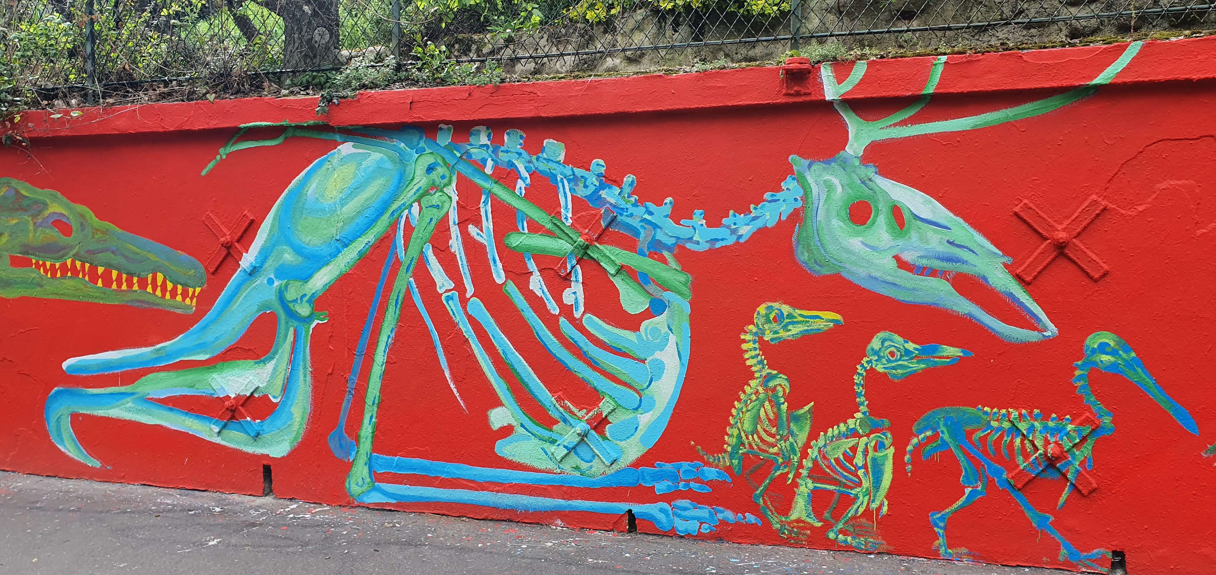 
								Street-art graffiti fresque 
								 
									154 Rue des Pyr&eacute;n&eacute;es
									75020
									Paris
									France 
									Laurie Zon
								Street-Art-Safari.com
								