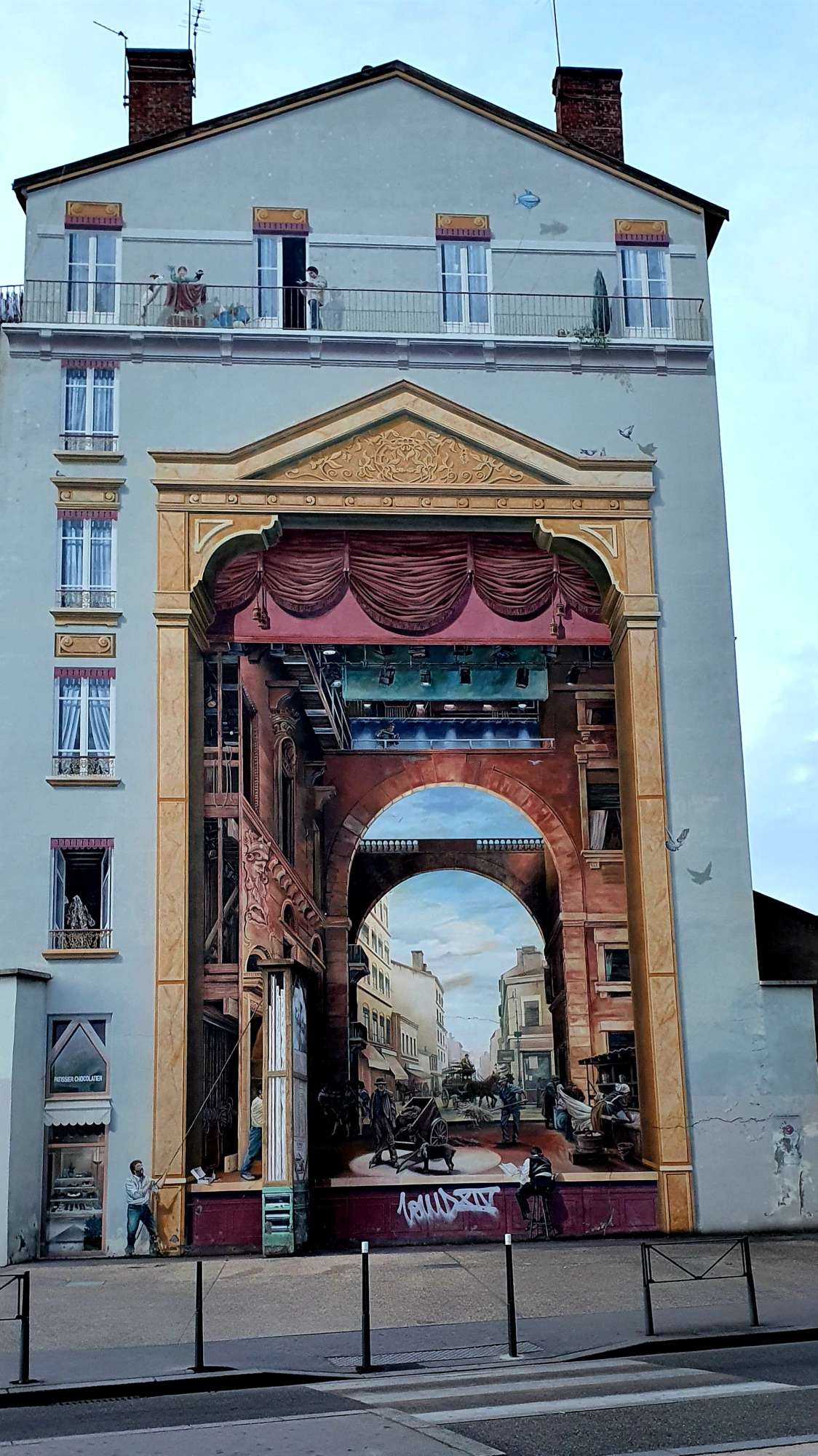 
								Street-art graffiti fresque 
								 
									2 Rue des Charmettes
									69100
									Villeurbanne
									France 
									Laurie Zon
								Street-Art-Safari.com
								