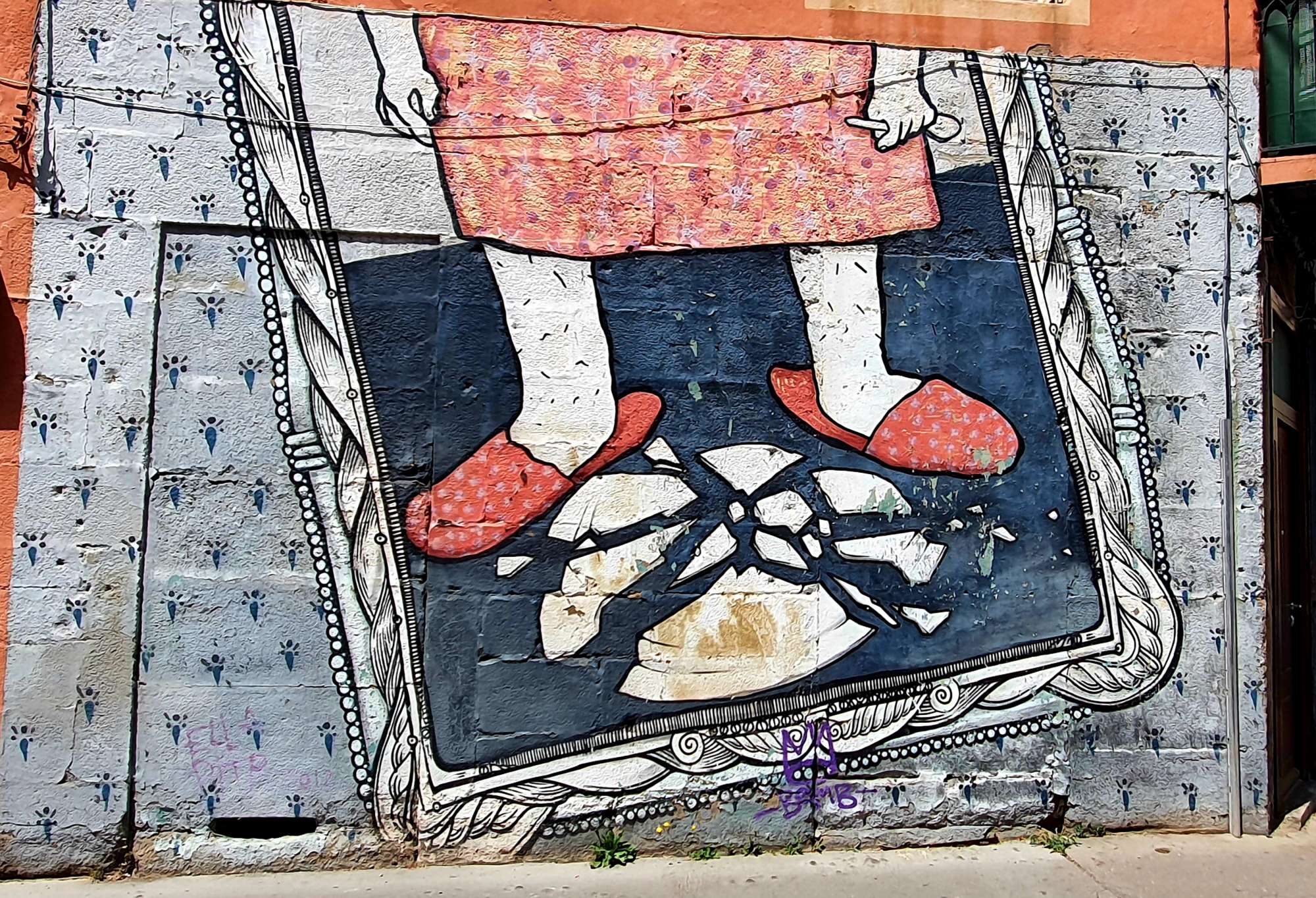 
								Street-art graffiti fresque 
								 
									21 Rue Pointe Cadet
									42000
									Saint-&Eacute;tienne
									France 
									Laurie Zon
								Street-Art-Safari.com
								