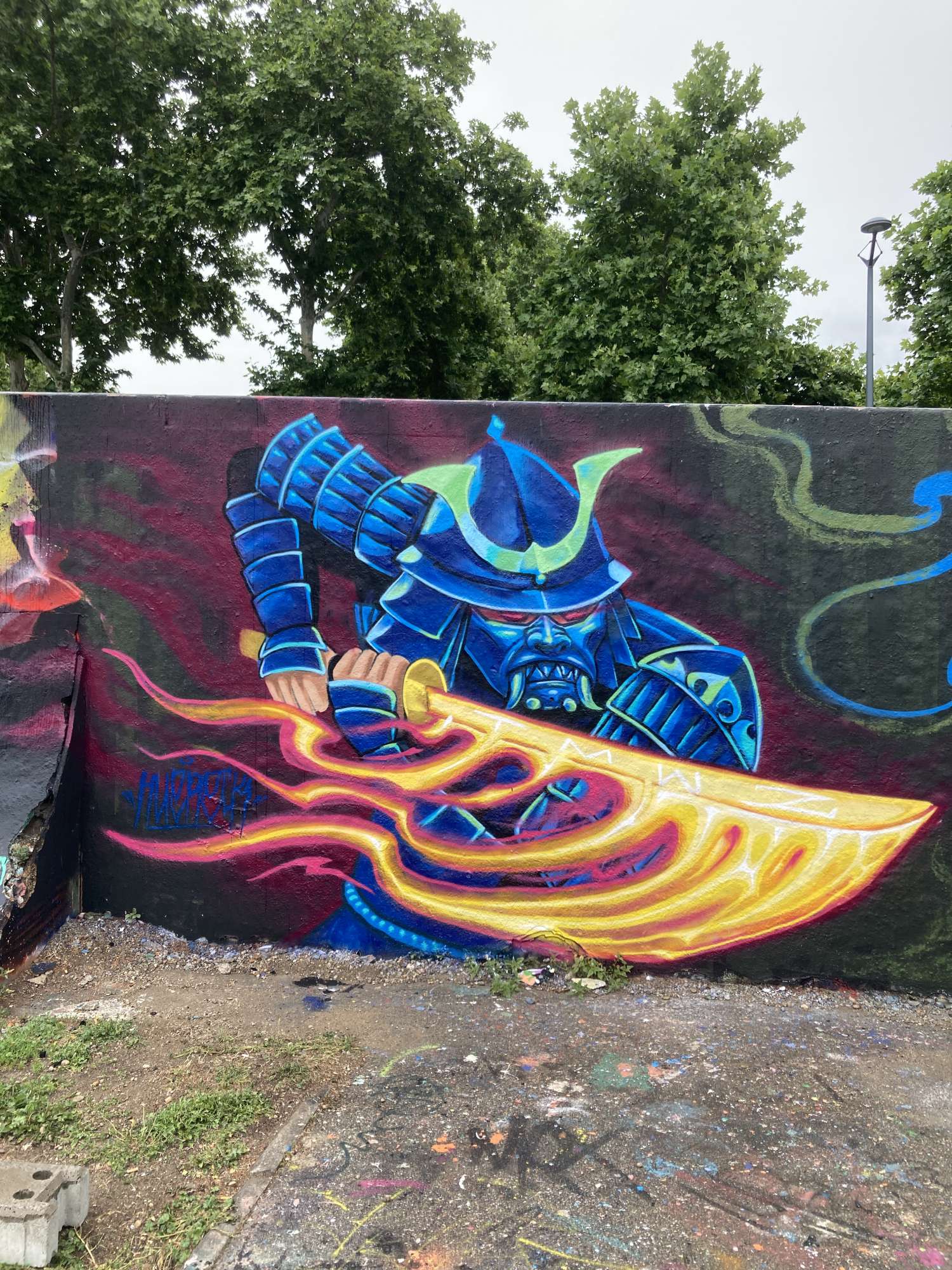 
								Street-art graffiti fresque 
								Huereck 
									pont Morand
									69006
									Lyon
									France 
									Karo-Karo Kendrickx
								Street-Art-Safari.com
								