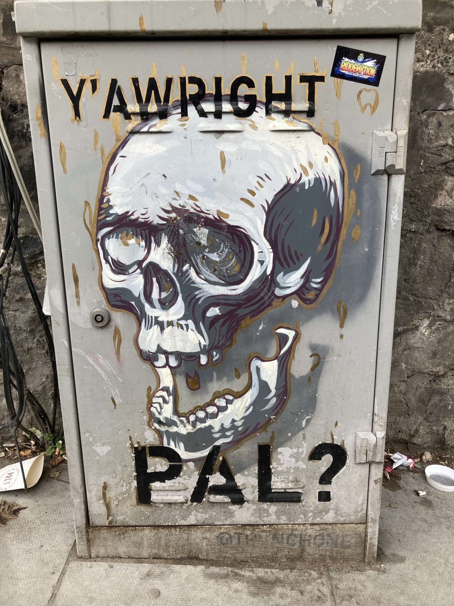 
								Street-art graffiti fresque 
								TRENCHONE 
									376 Leith Walk
									EH7 4PE
									Edinburgh
									United Kingdom 
									Karo-Karo Kendrickx
								Street-Art-Safari.com
								