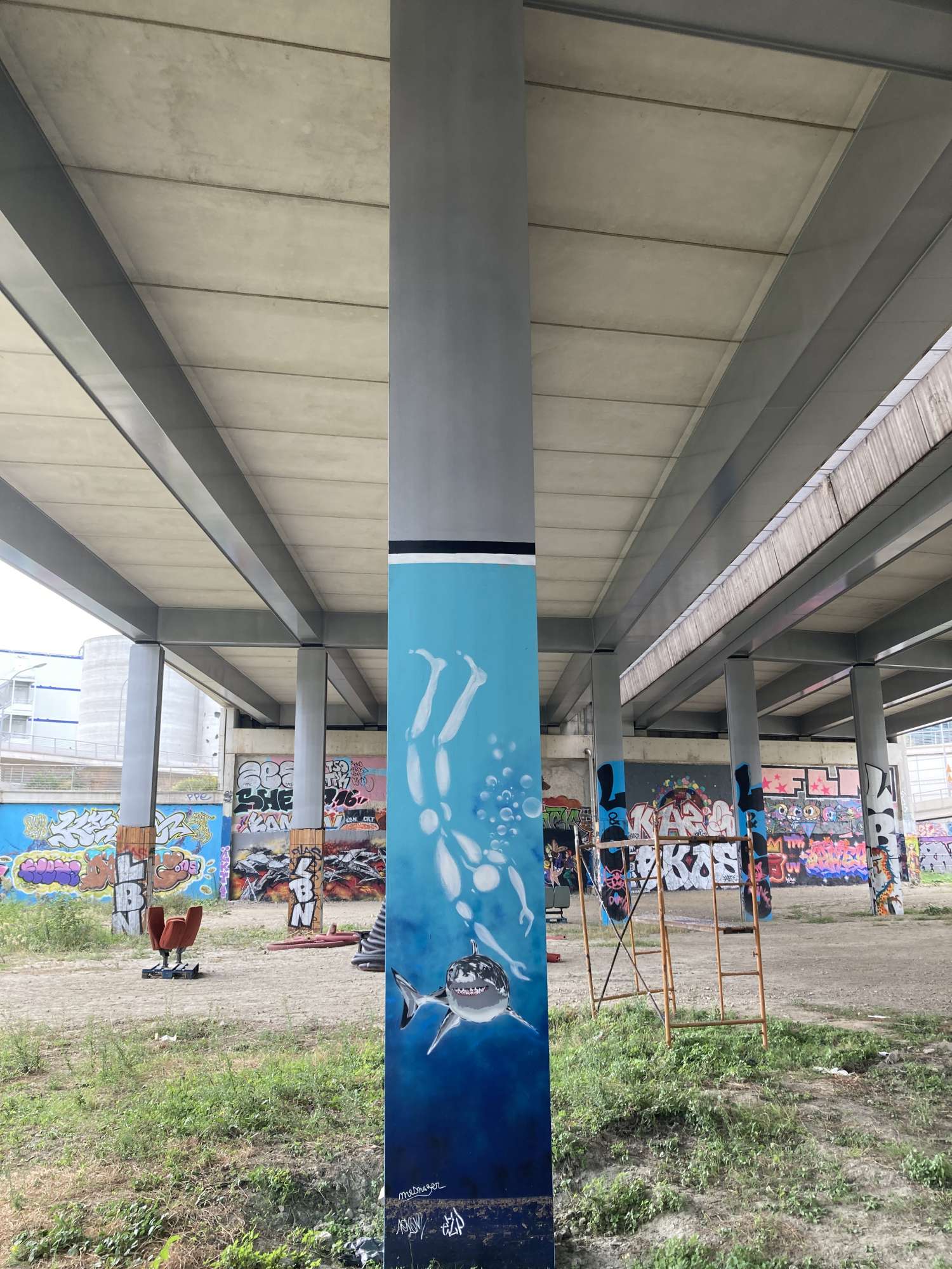 
								Street-art graffiti fresque 
								ezp graffiti, Jerome Mesnager 
									10 Rue Bruneseau
									75013
									Paris
									France 
									Karo-Karo Kendrickx
								Street-Art-Safari.com
								